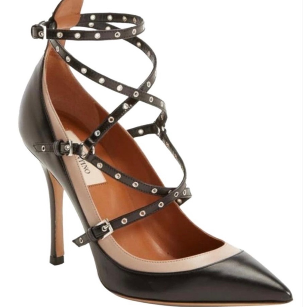 Valentino Love Latch Strappy Grommet Pump Black, size, EU 40/ US 9